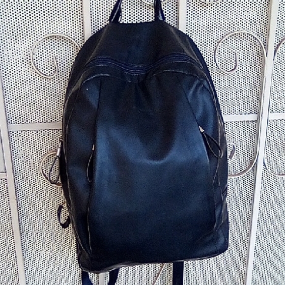 Totto Blue Backpack With Silver Hardware - Picture 1 of 7
